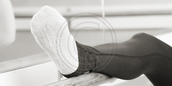 CY1F9283bw